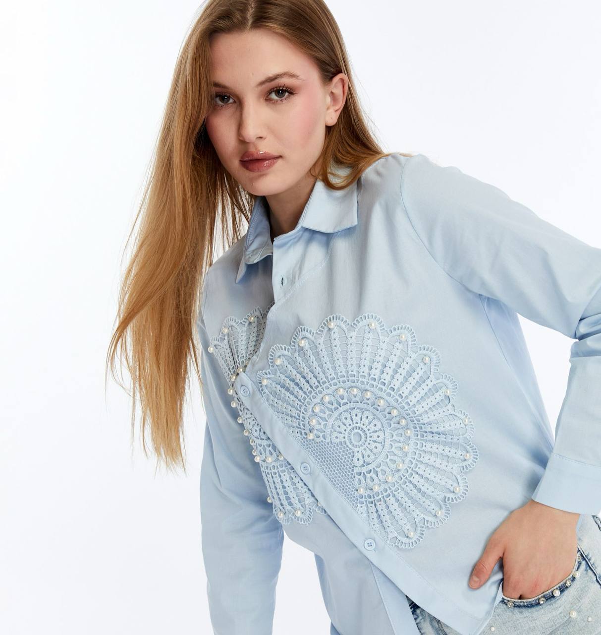 chemise à dentelle