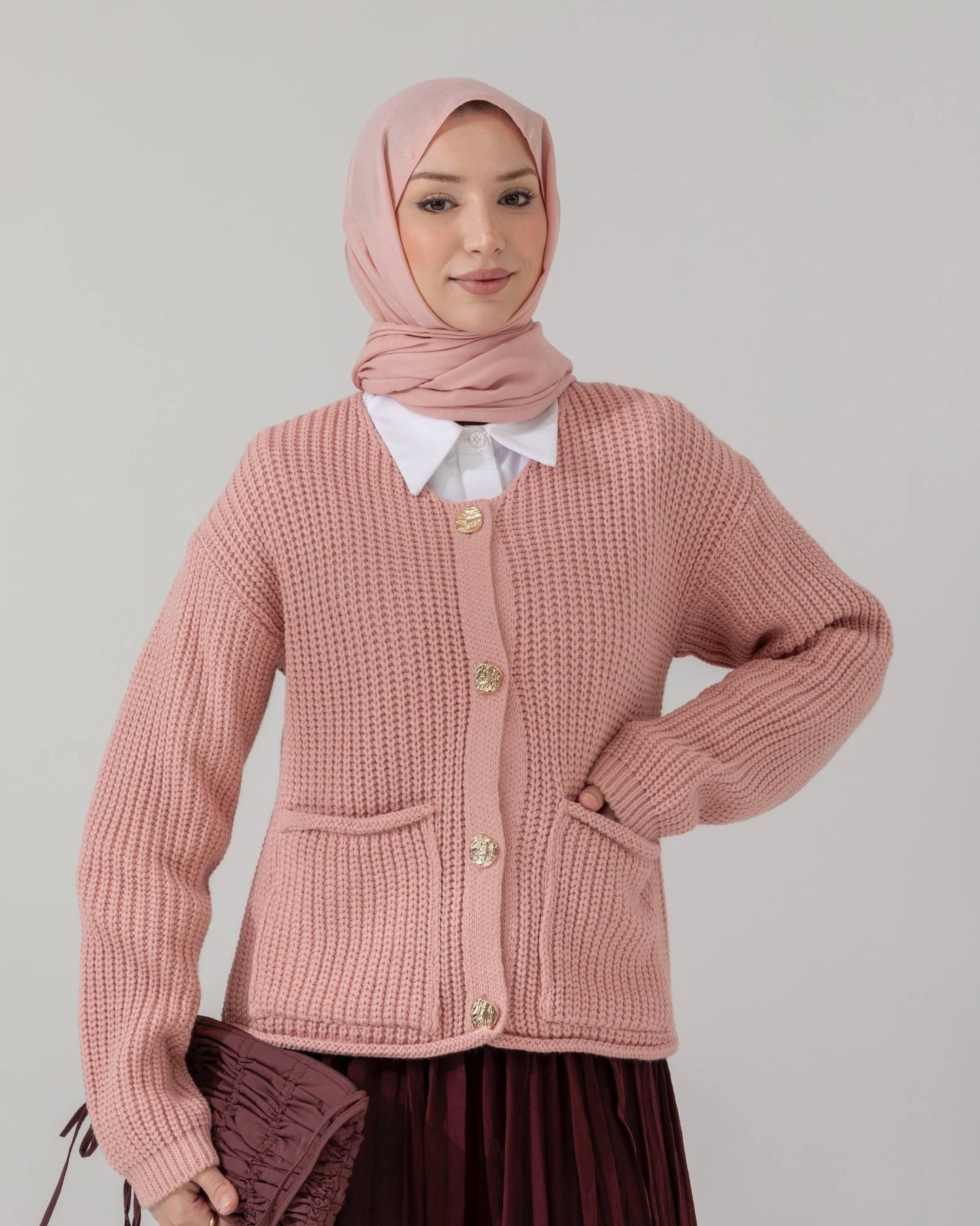 Cardigan chic à boutons dorés